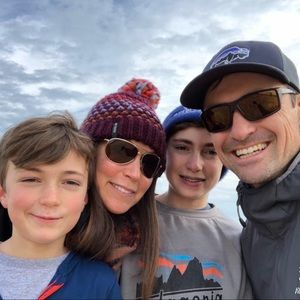 Meet your Posher, Cat